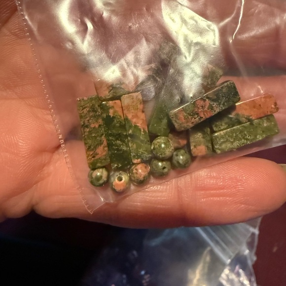 Colorful Bead Collection - Picture 9 of 15